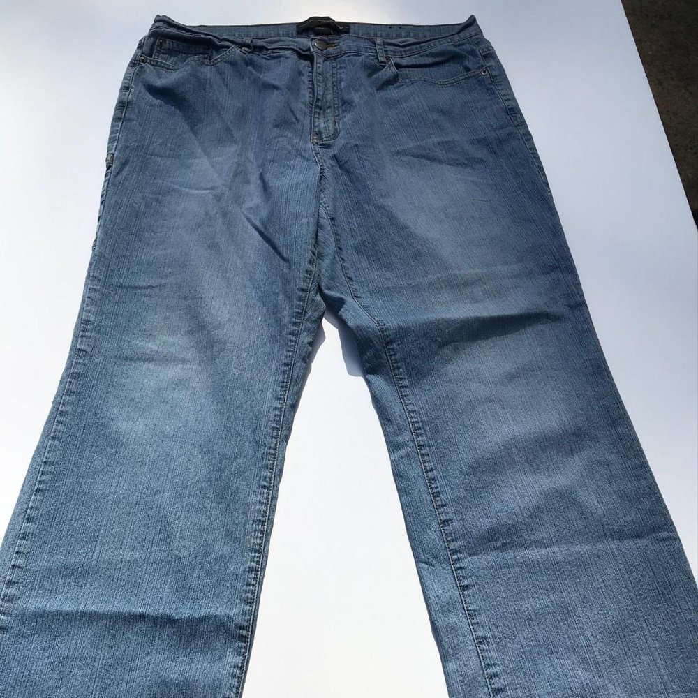 Women’s Venezia boot cut jeans